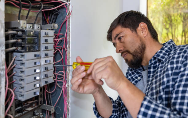 Best Licensed Electrician  in Stonewall, LA